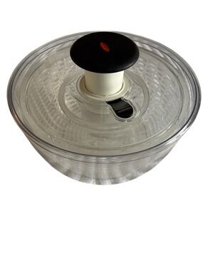 OXO Manual 8” Salad Spinner with Clear Bowl and Black Pump - Home Kitchen